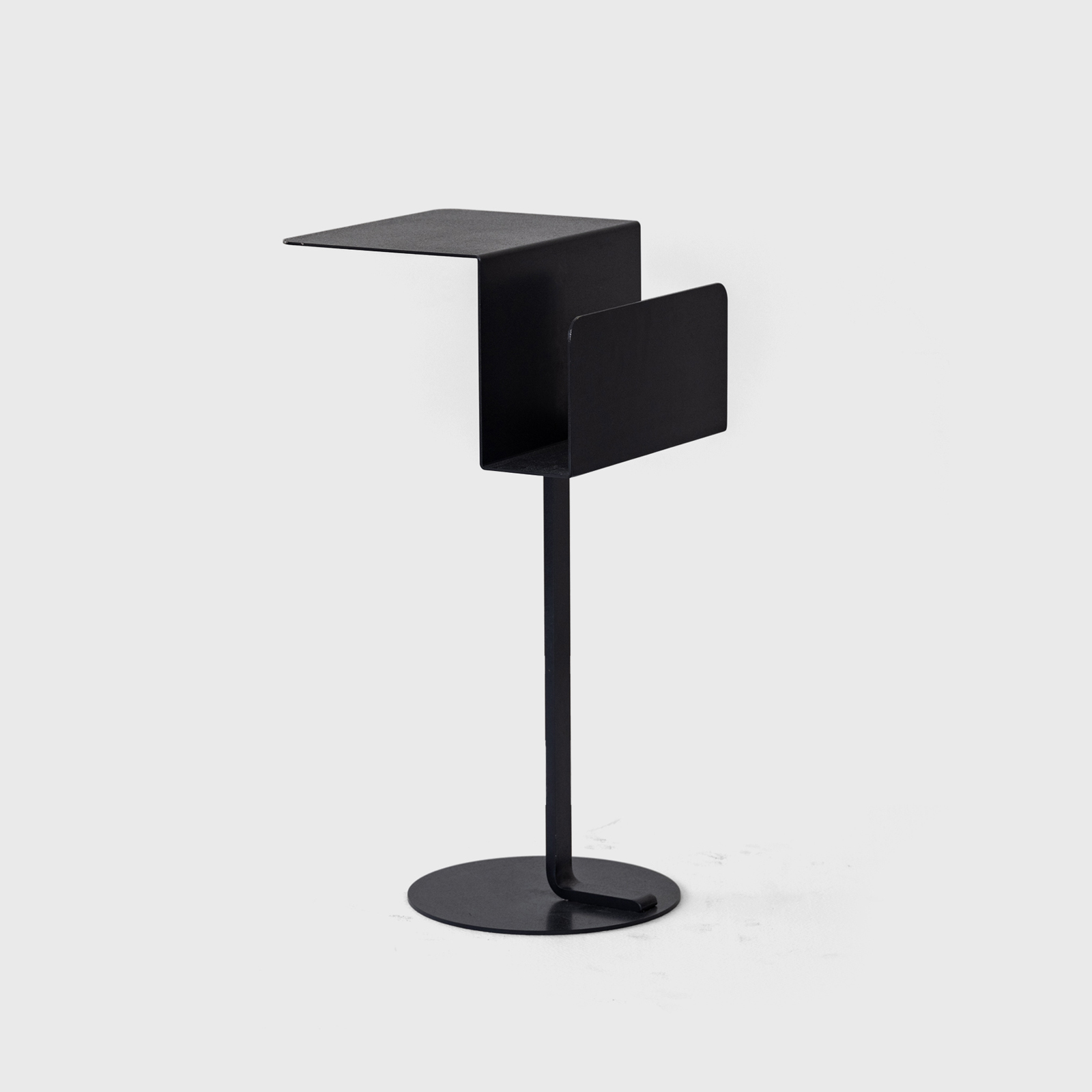 mono table black