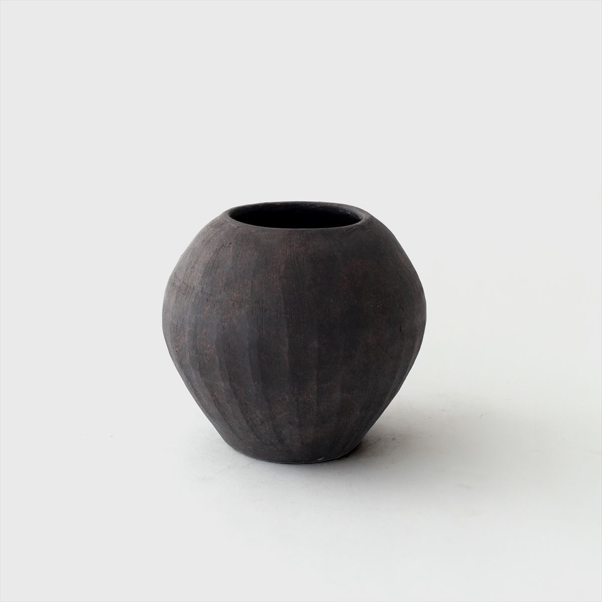 black vase