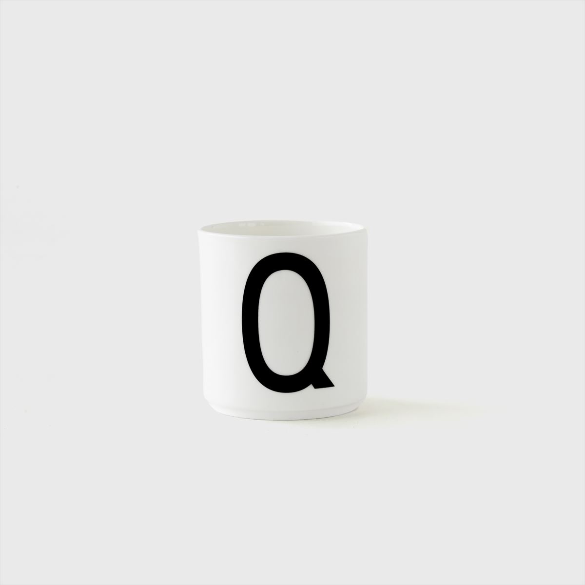 letter mug cup(Q)