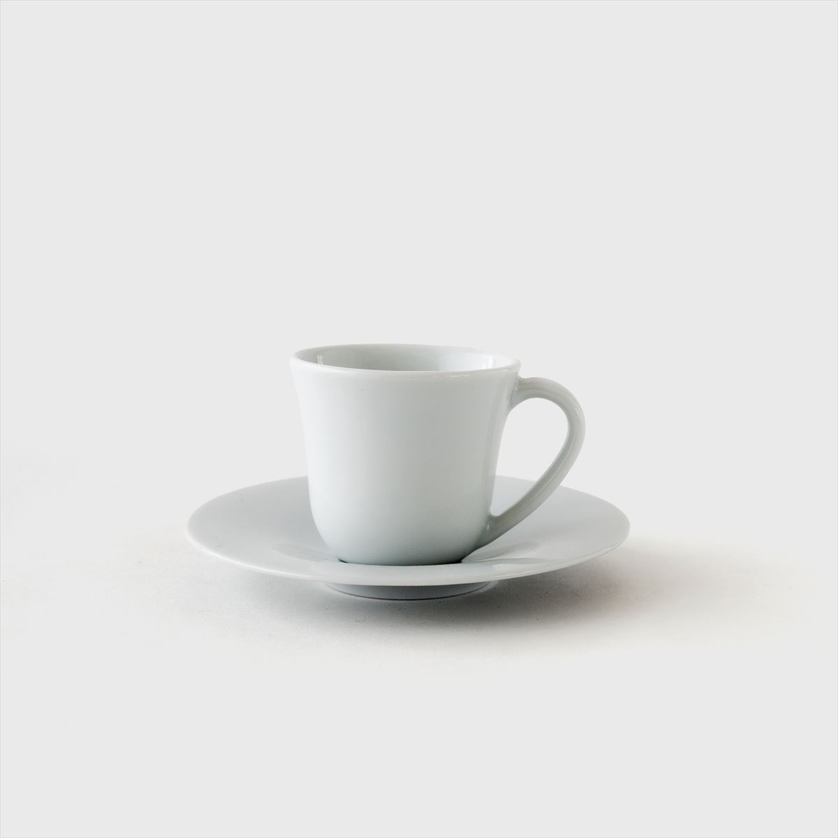 cup and saucer