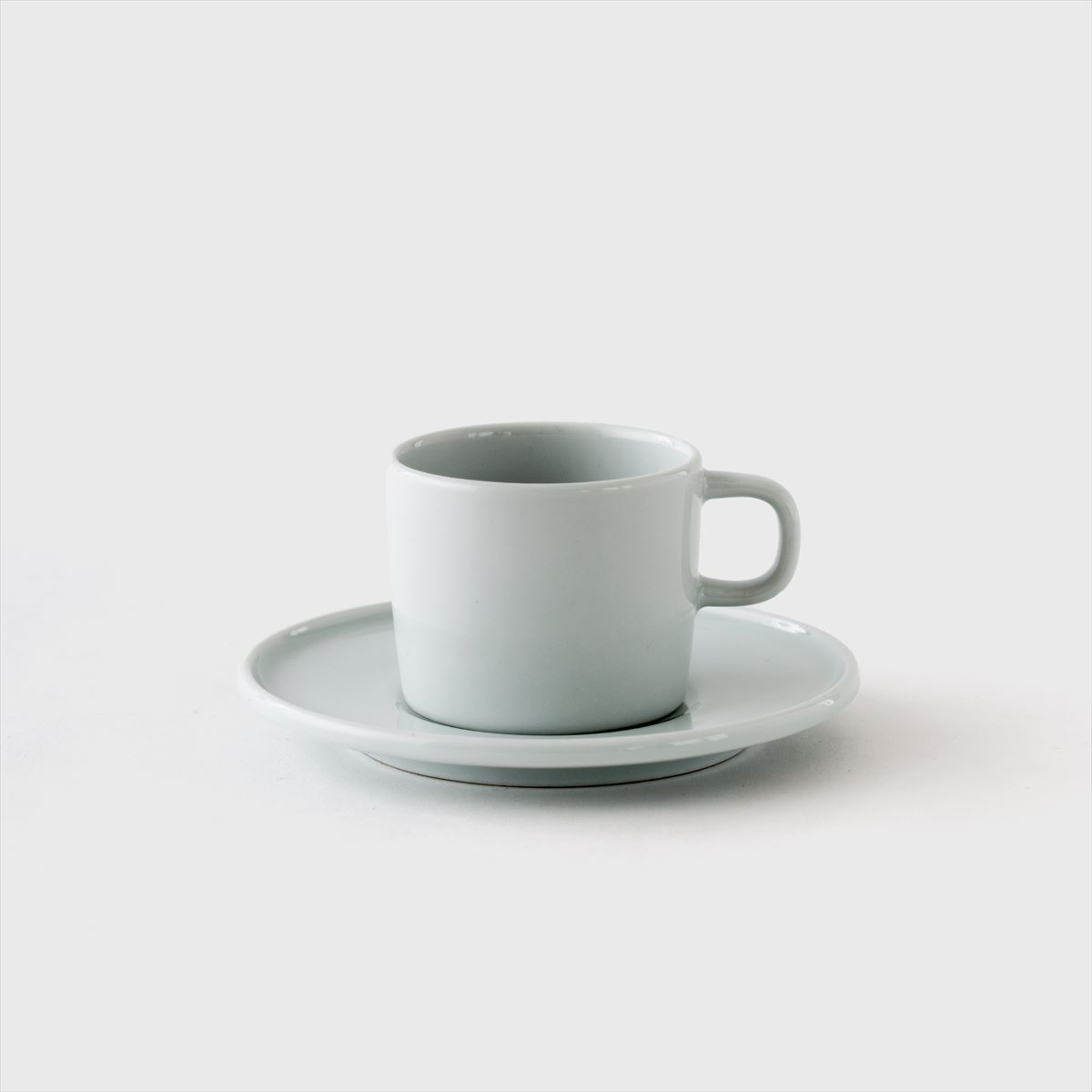 cup and saucer