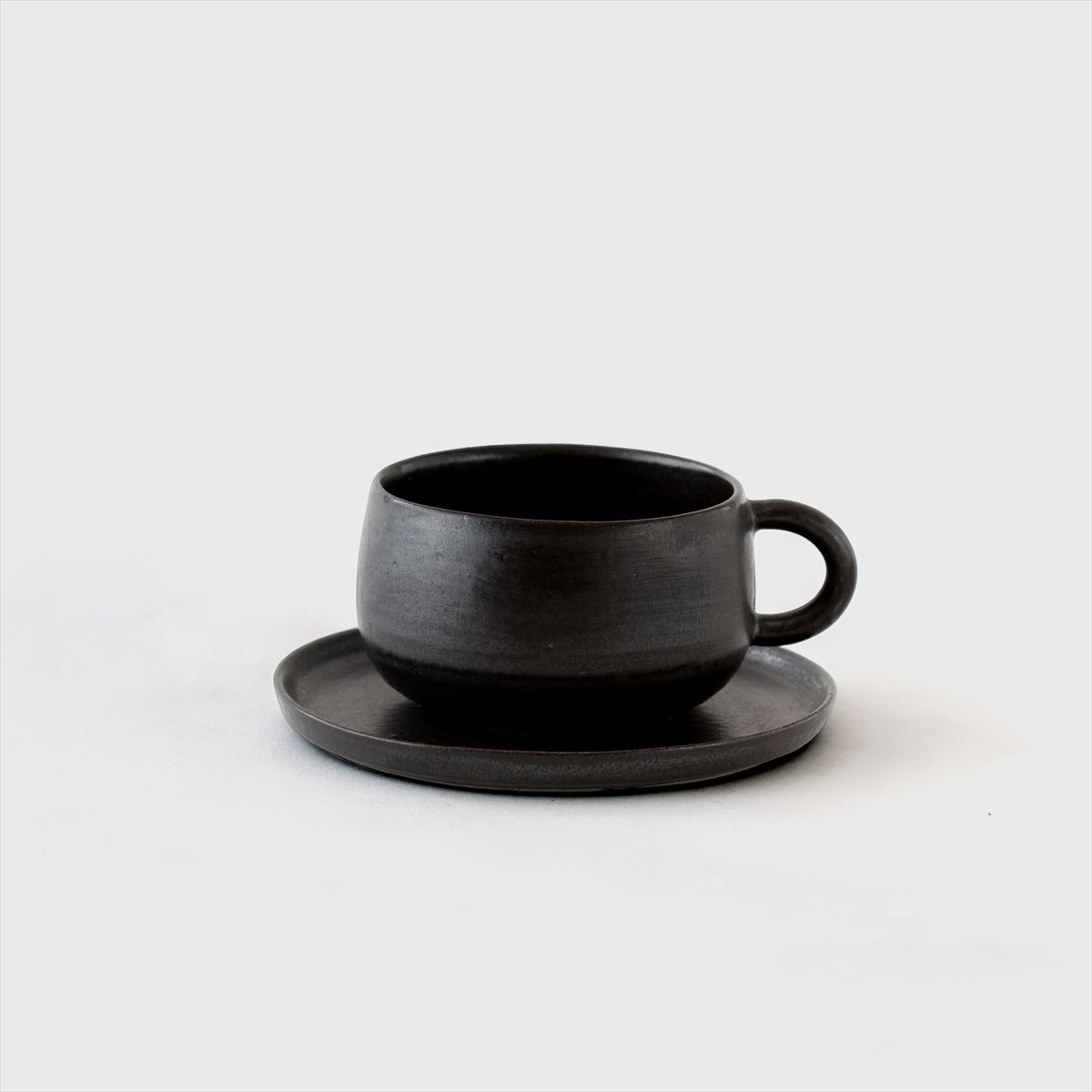 cup and saucer