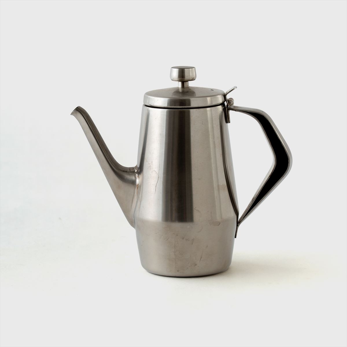 silver coffee pot