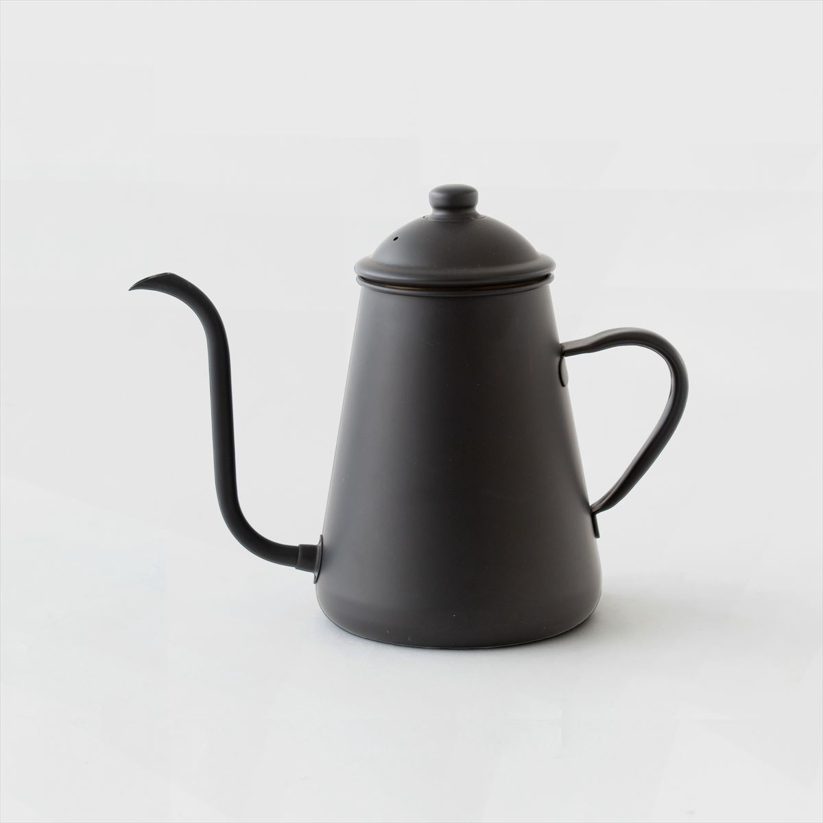 black drip pot