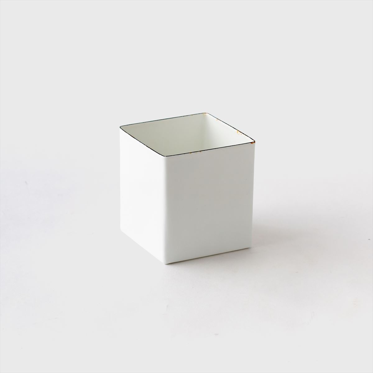 square cup