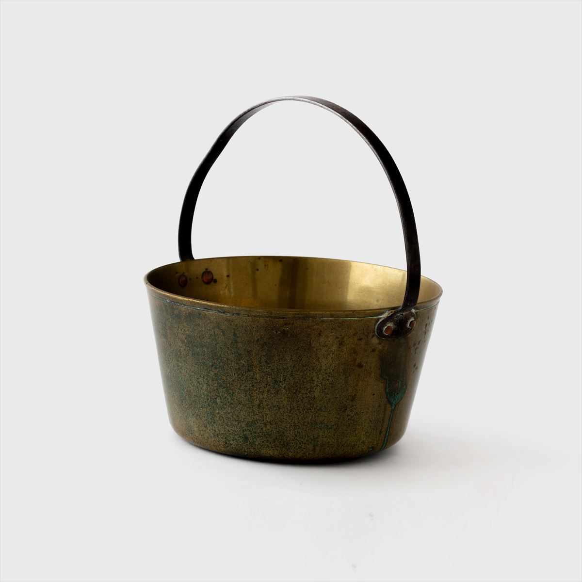 antiques brass pan