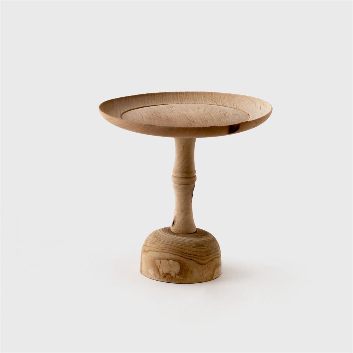 wood cake stand