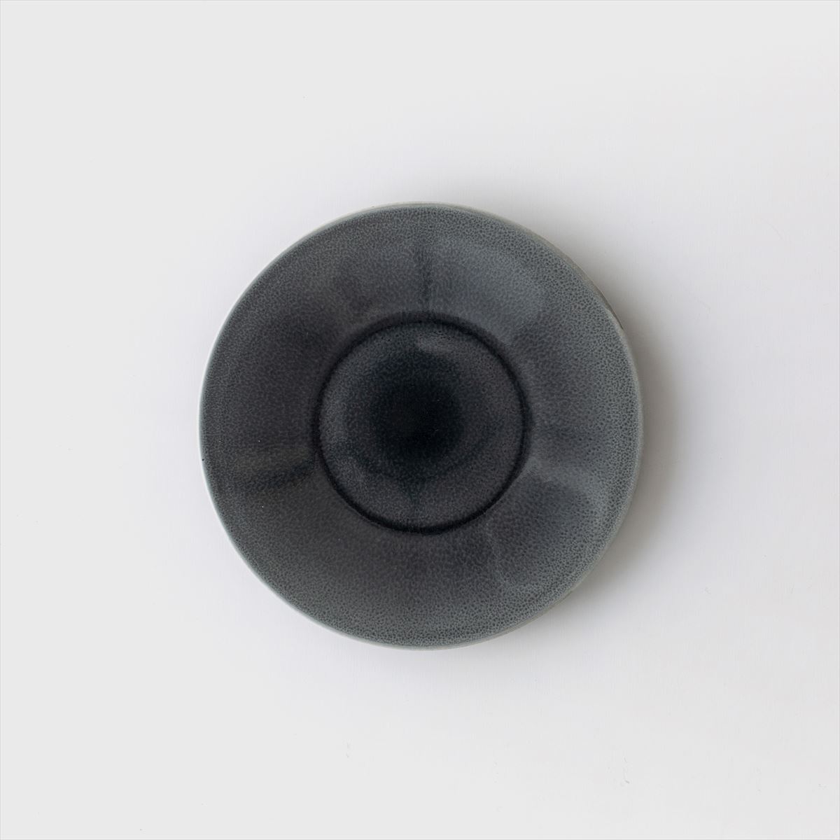 dark gray round plate