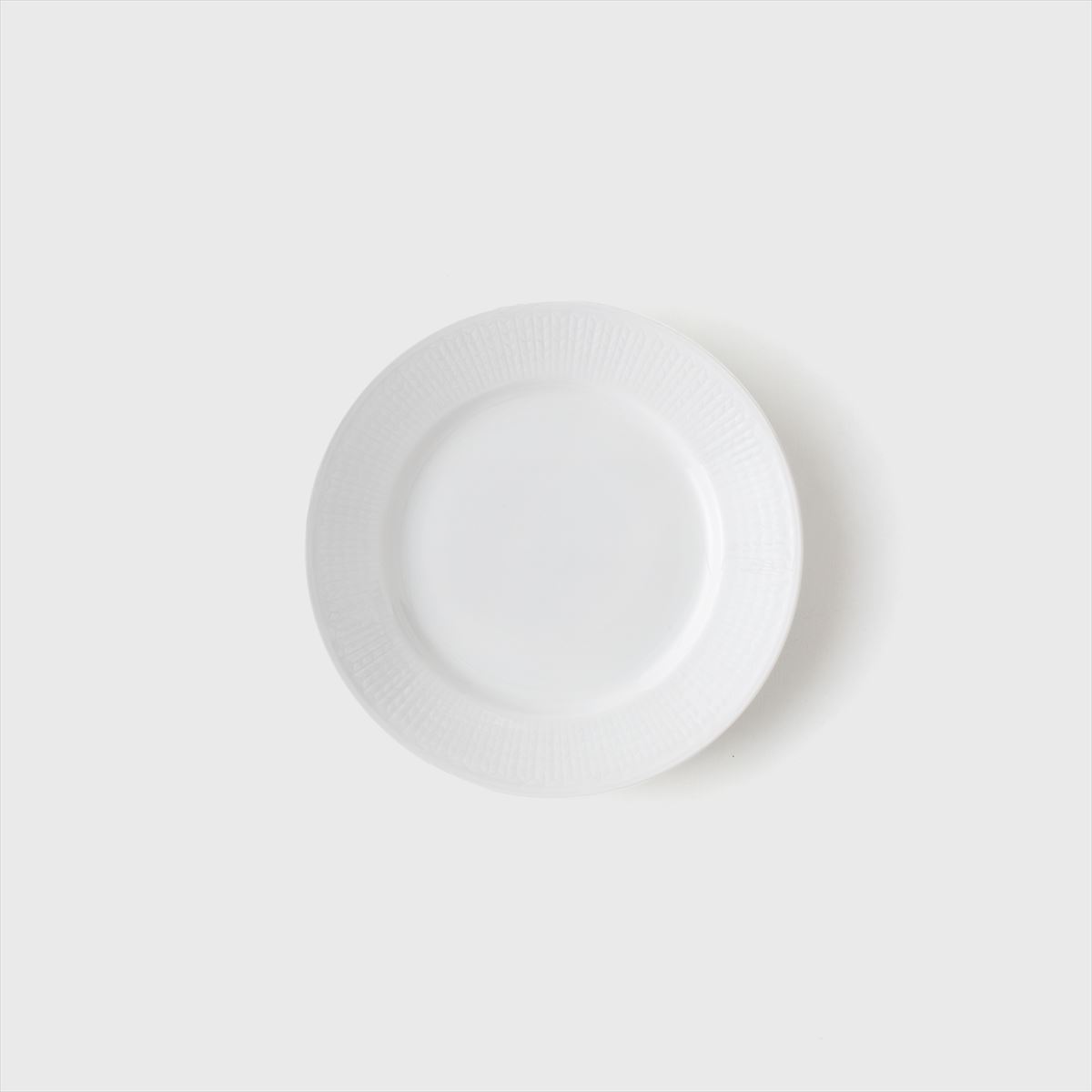 white round plate