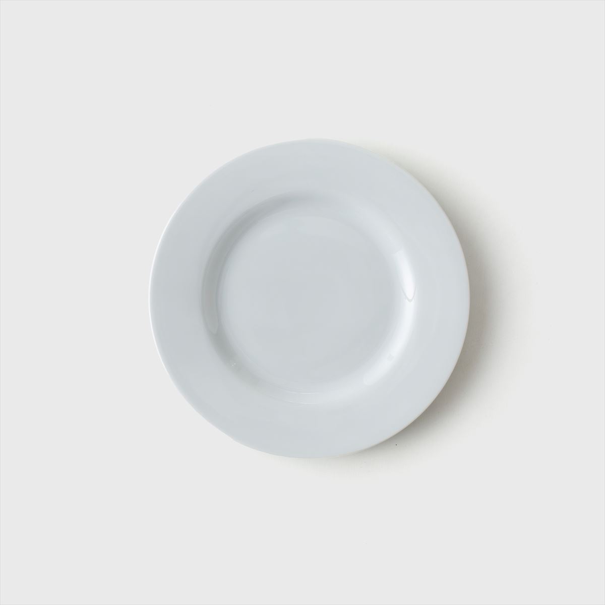 white round plate