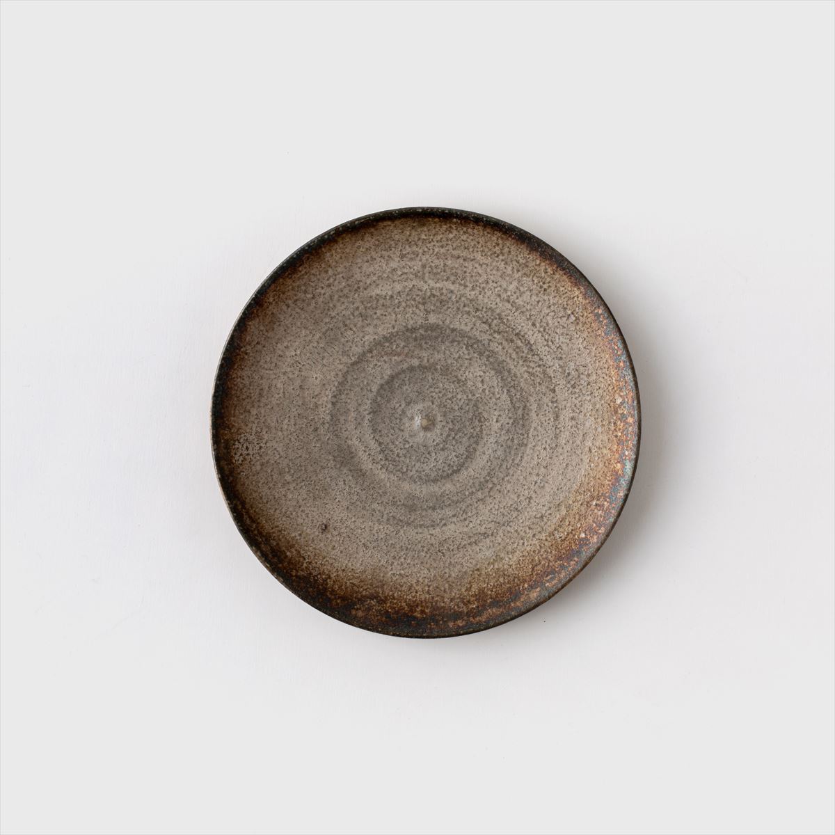 brown round plate