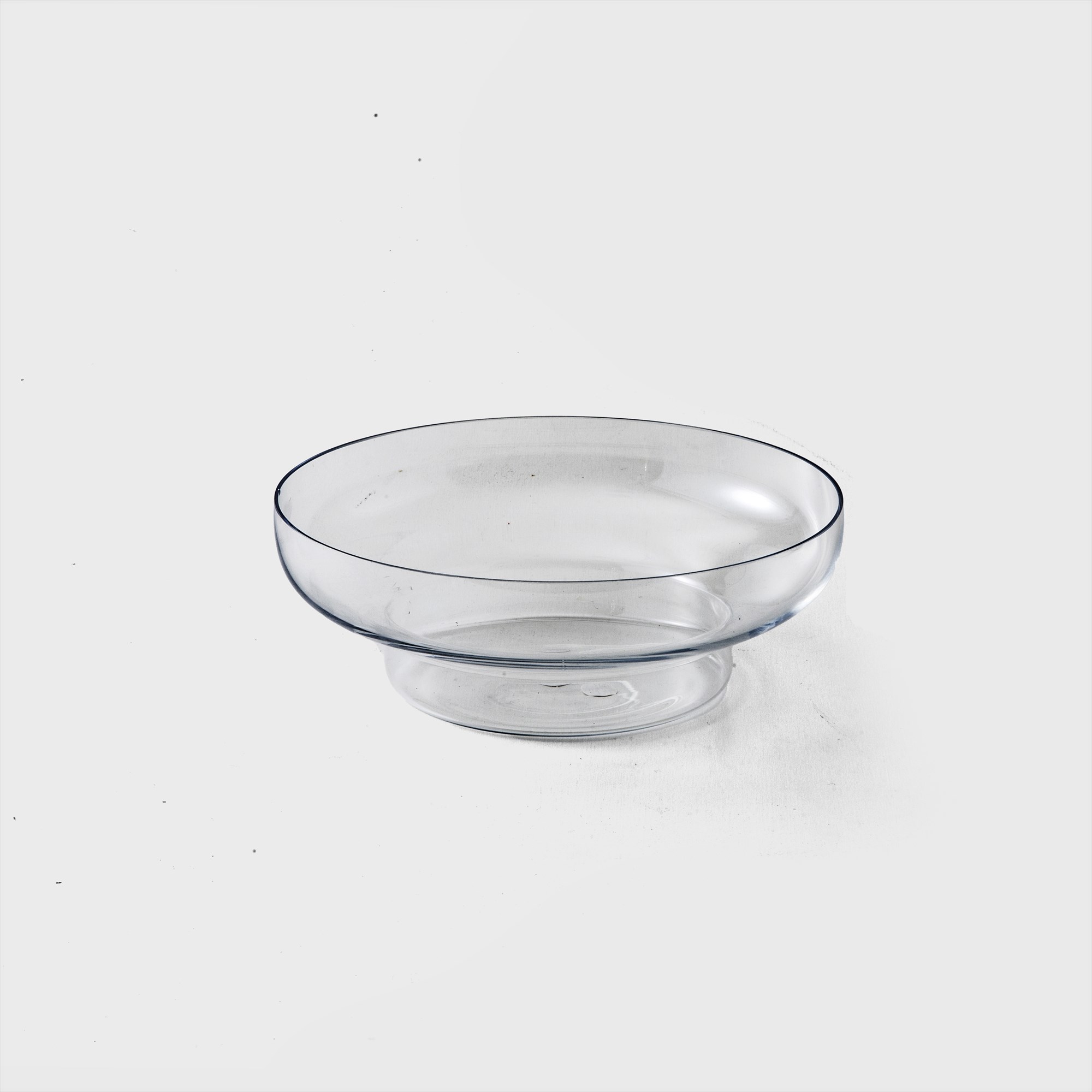 glass stand bowl