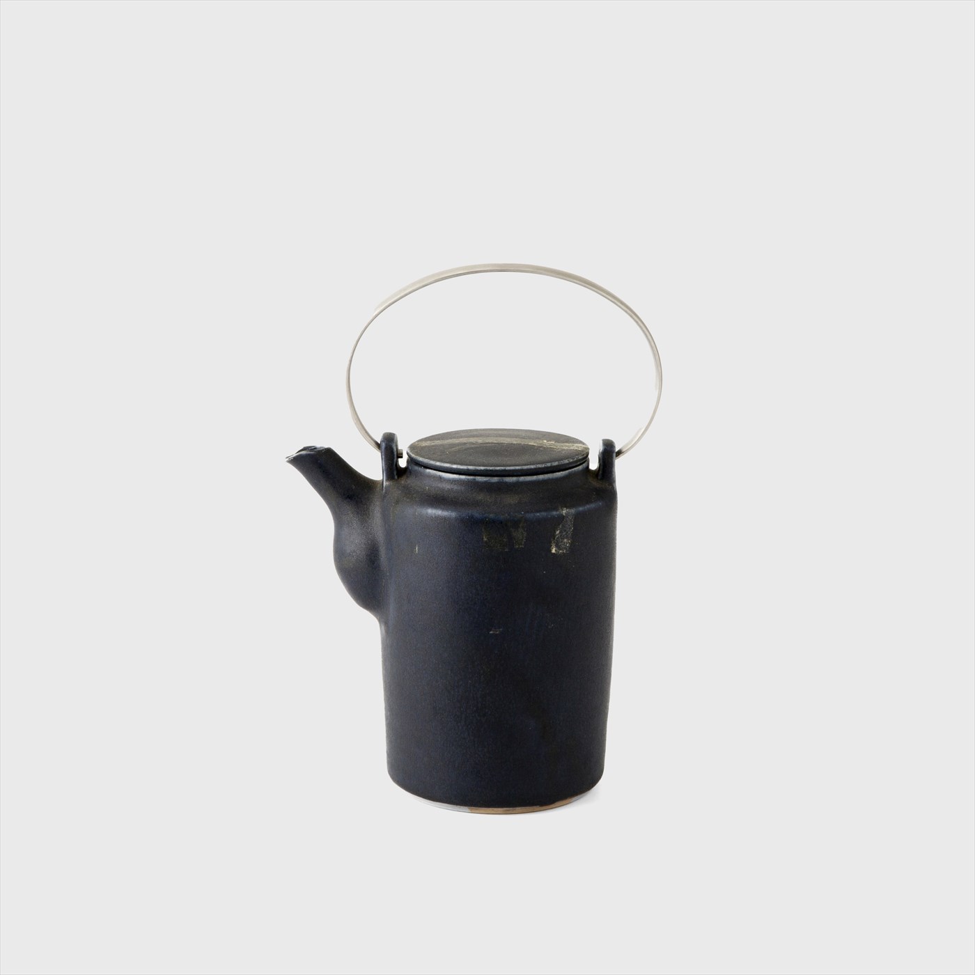 black tea pot