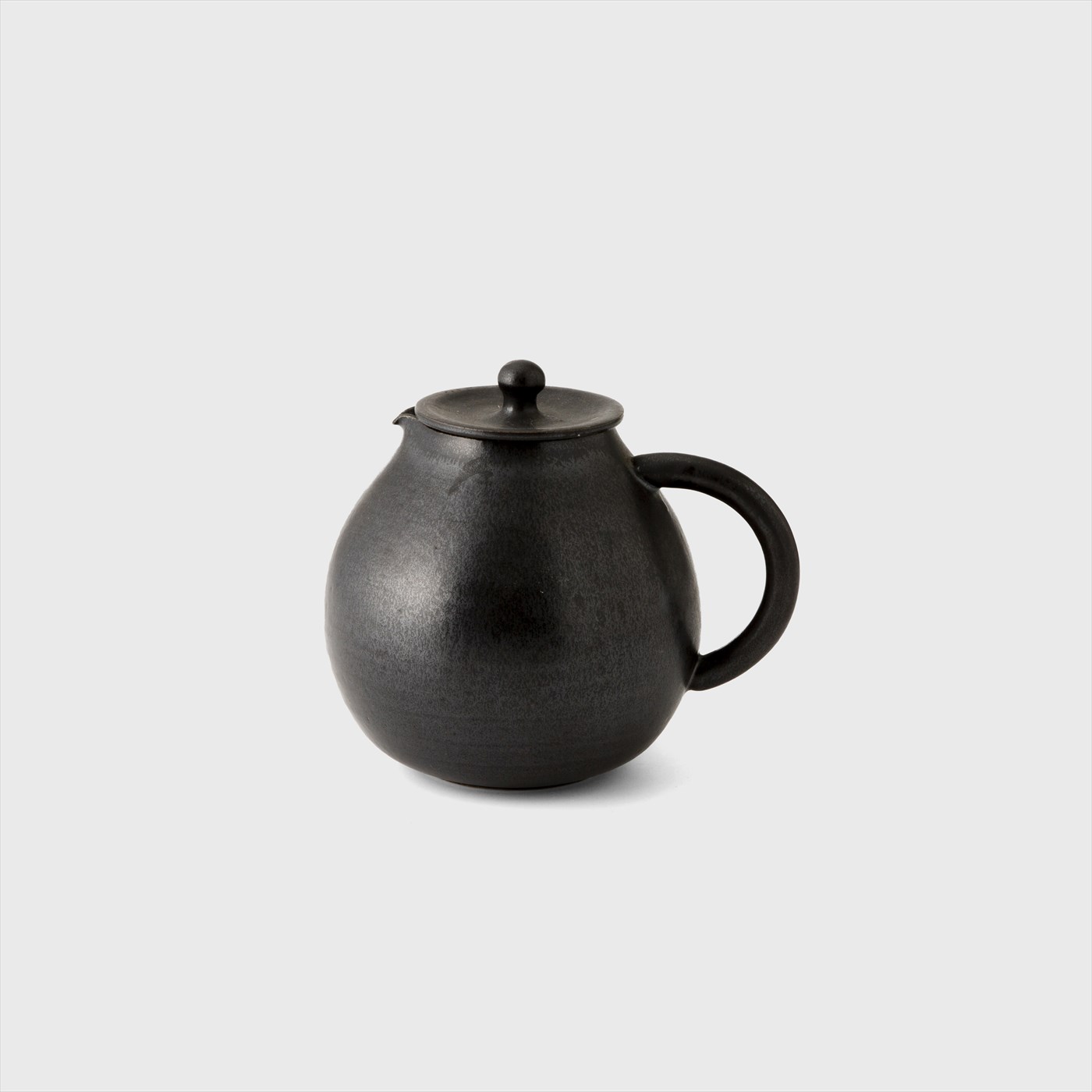 black tea pot