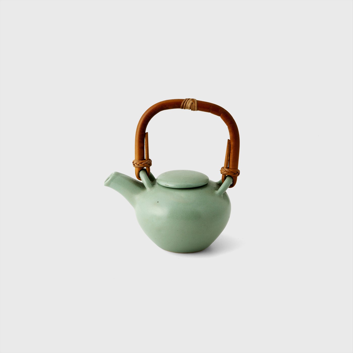 bamboo handle tea pot