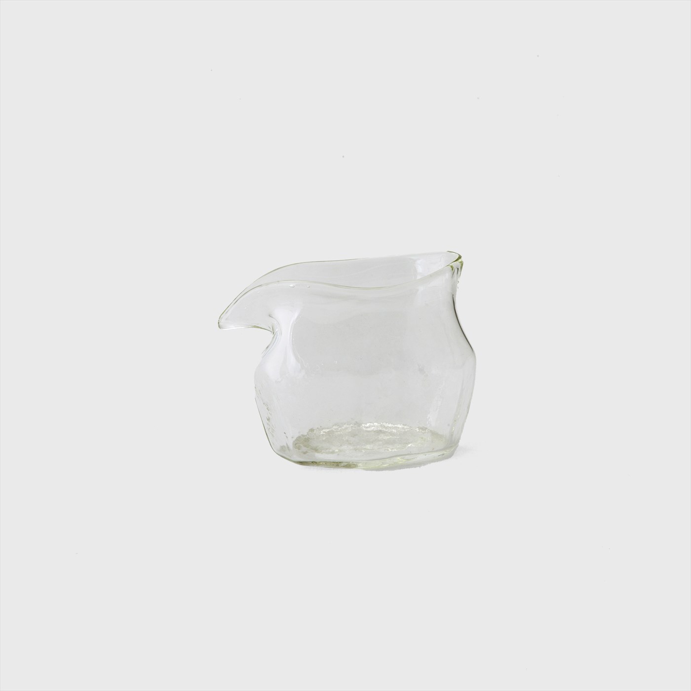 spout grass
flower vase