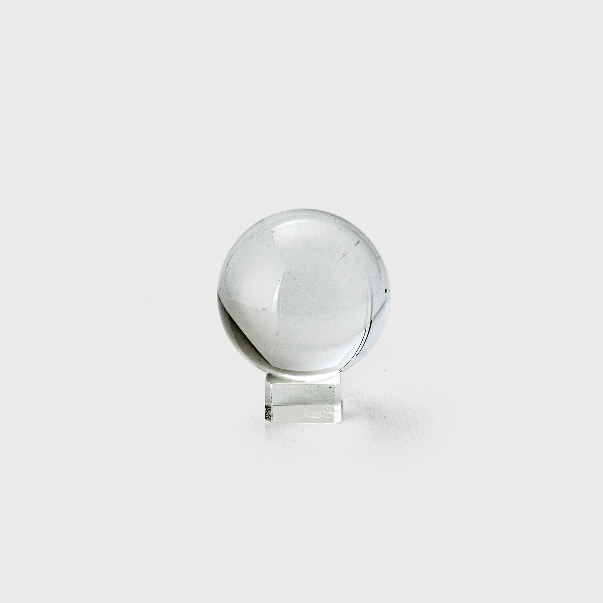 glass stand ball M