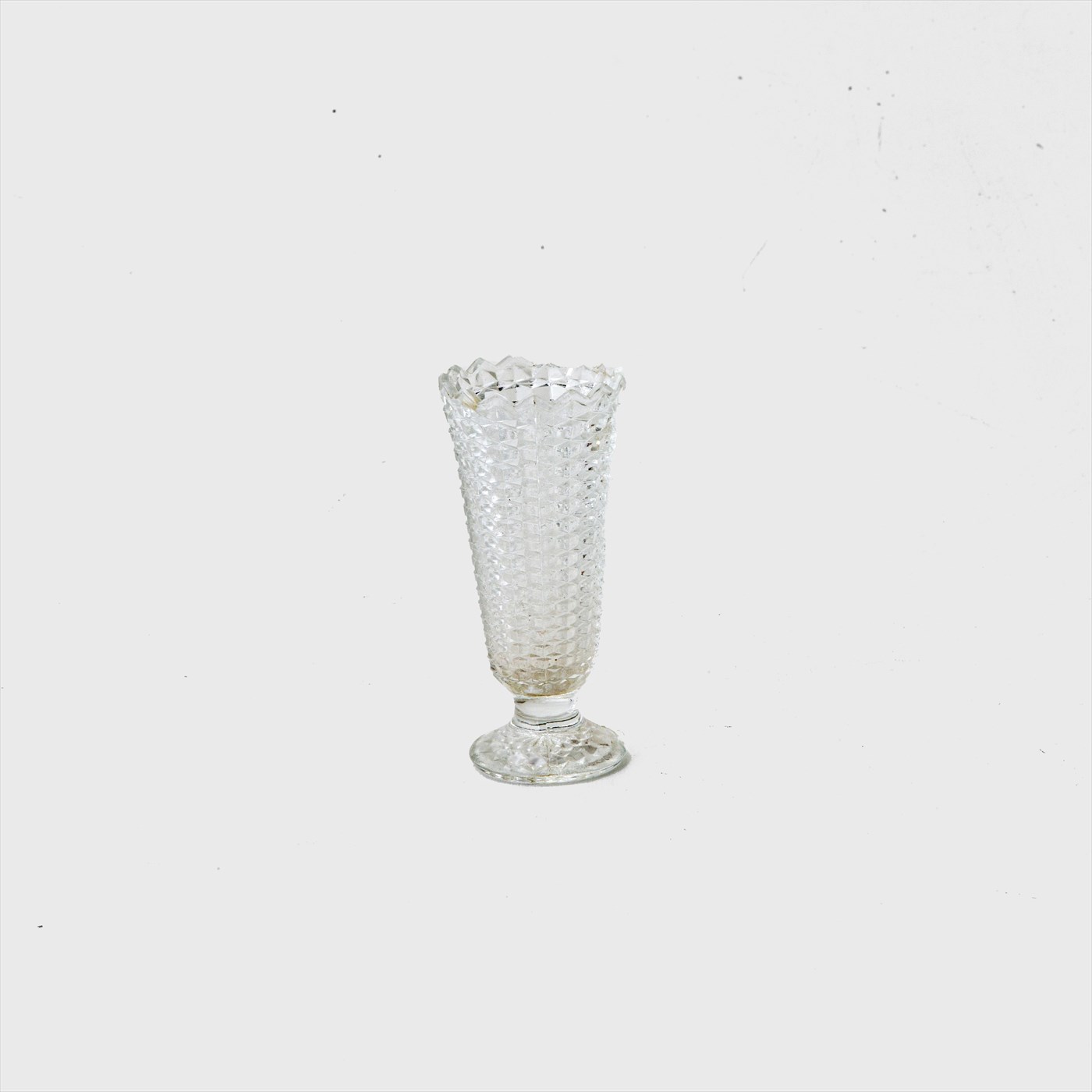 diamond cut glass
flower vase