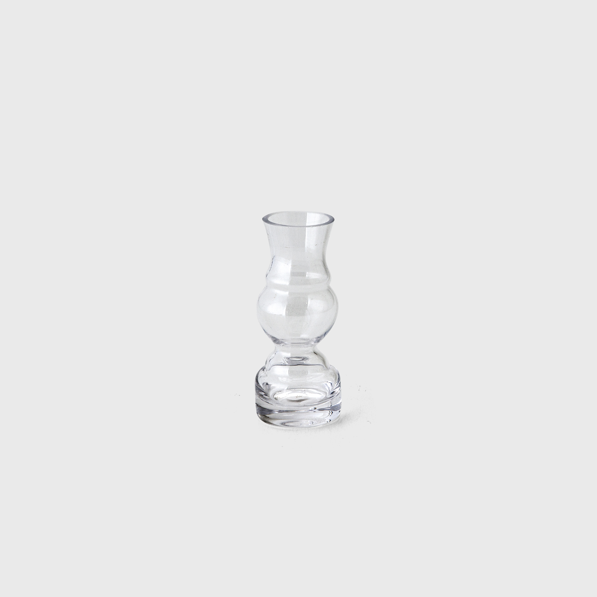 clear glass flower vase