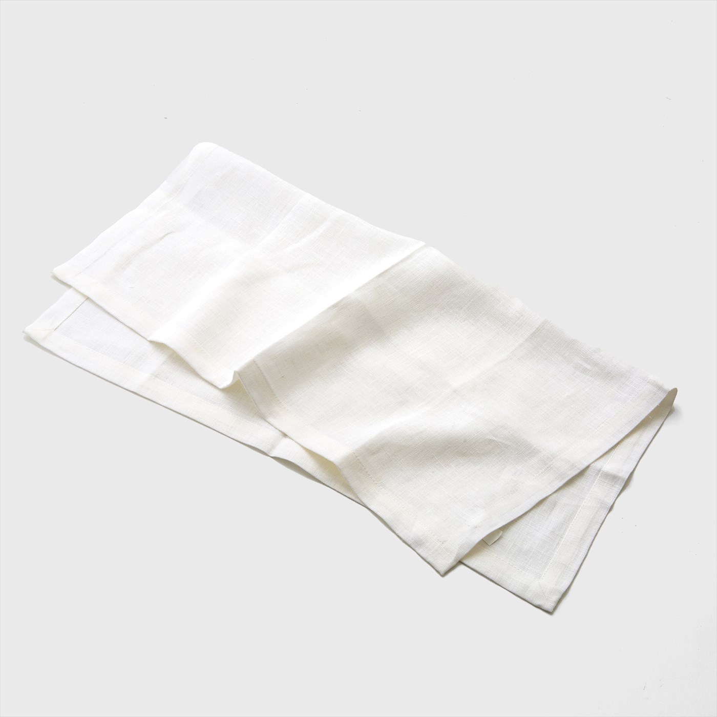 white linen plane cloth