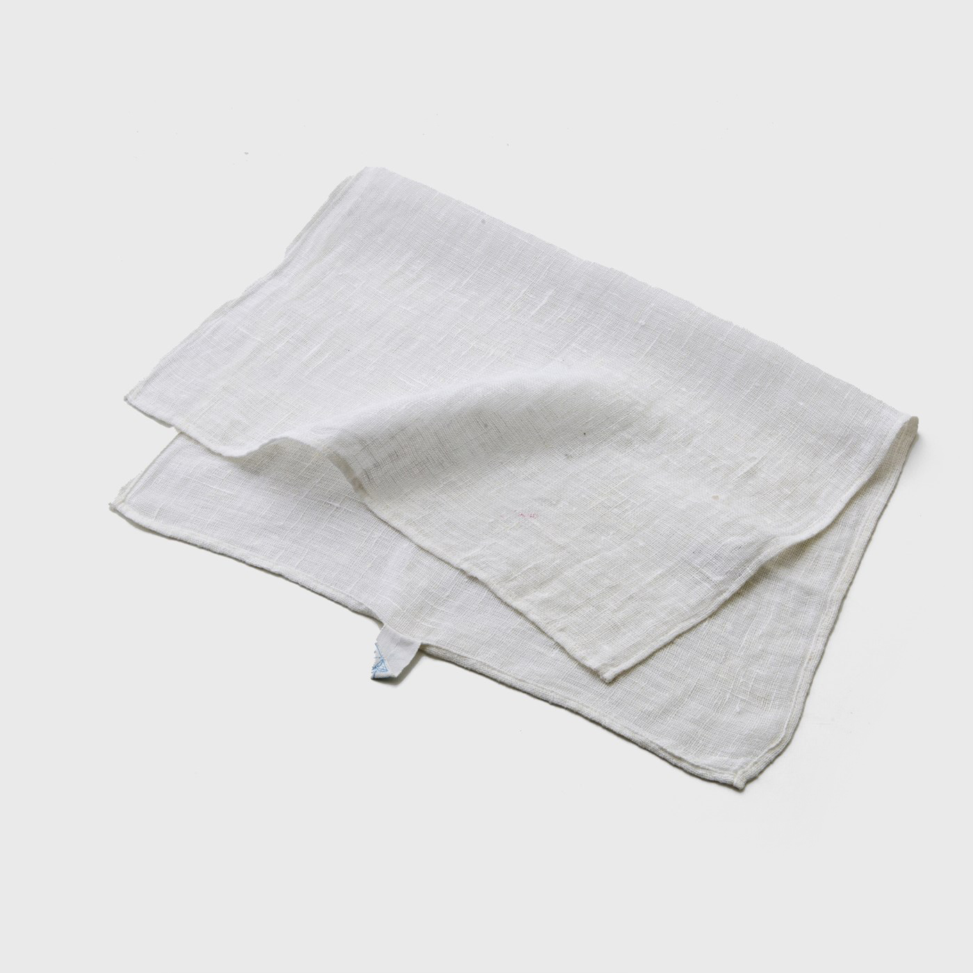 white plane cloth