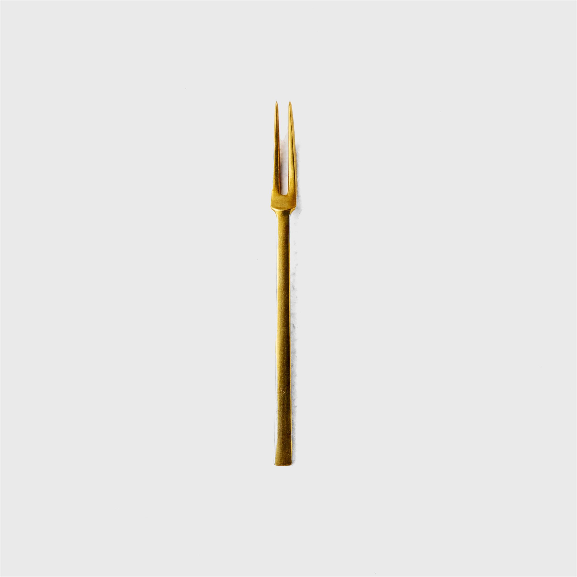 gold dessert fork