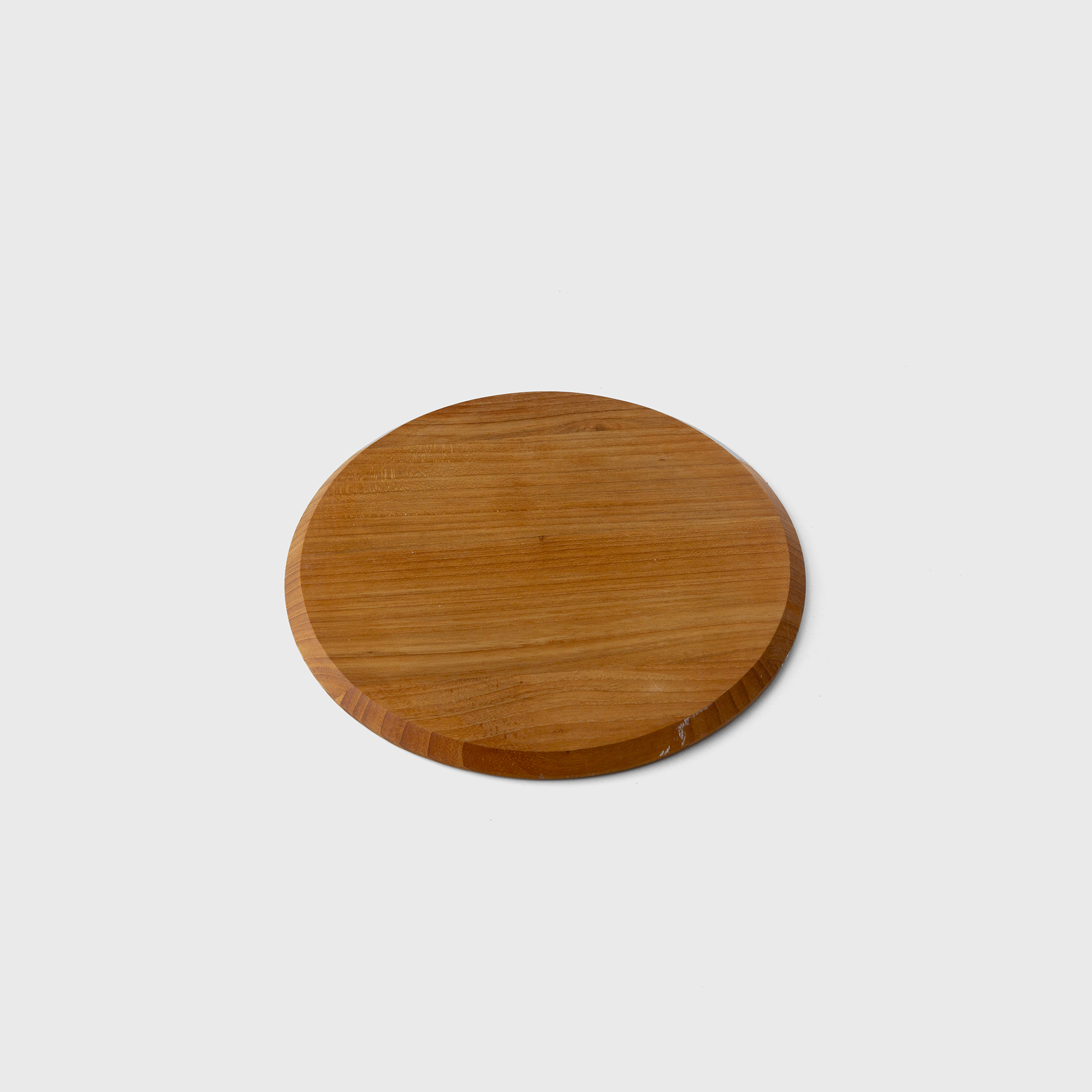 wood round plate