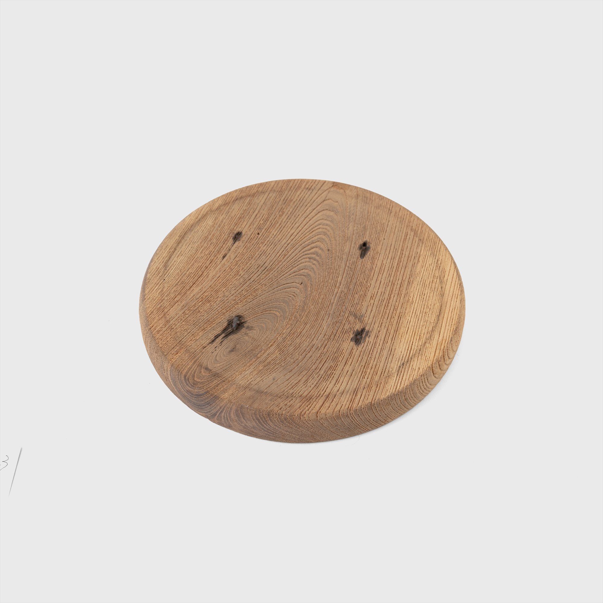 wood round plate