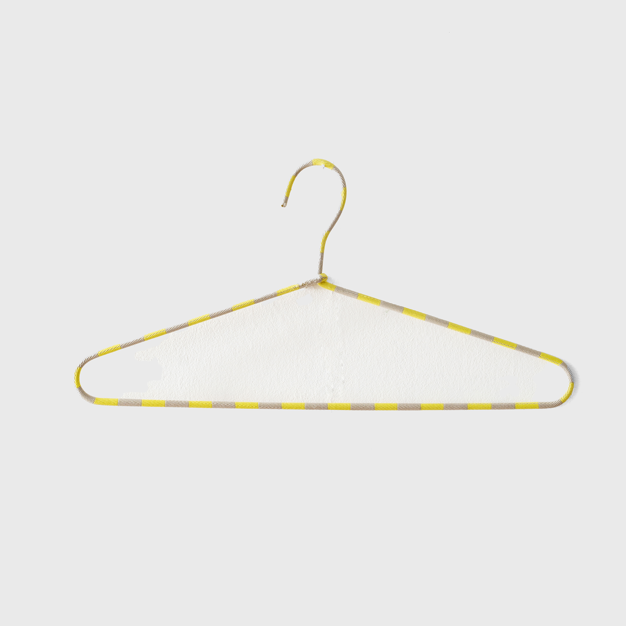 striped hanger C